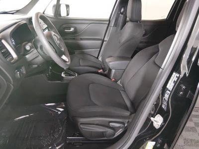 2023 Jeep Renegade - Photo 19