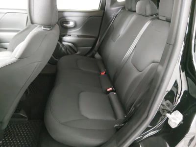 2023 Jeep Renegade - Photo 18