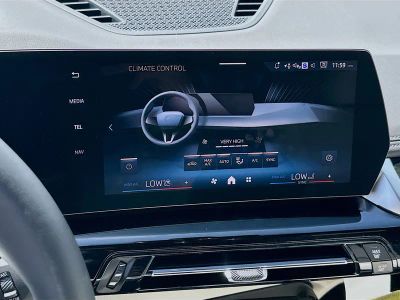 2026 BMW X1 — photo 11 view