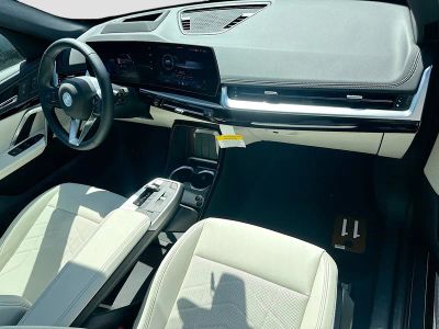 2026 BMW X1 — photo 21 view