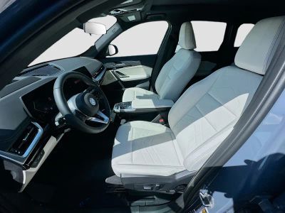 2026 BMW X1 — photo 14 view