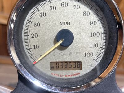 2009 Harley-Davidson Dyna Super Glide - Photo 11