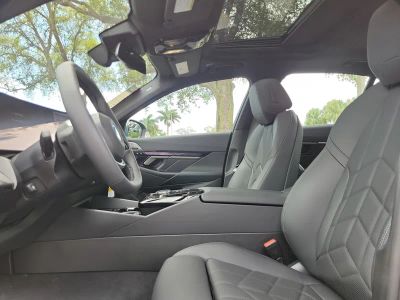 2026 BMW i5 — photo 21 view