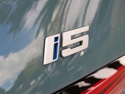 2026 BMW i5 — photo 8 view