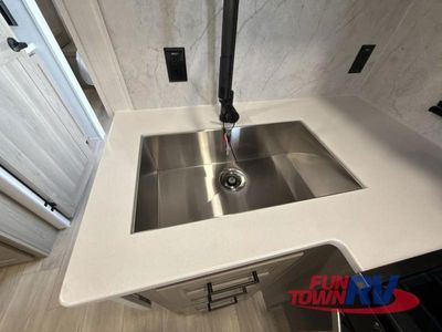 2026 Forest River RV Rockwood Ultra Lite - Photo 20