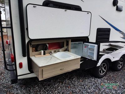 2021 Coachmen RV Freedom Express - Photo 17