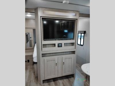 2021 Coachmen RV Freedom Express - Photo 44