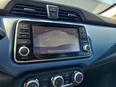 2025 Nissan Versa — photo 17 view