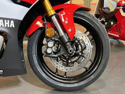 2026 Yamaha YZF-R7 70th Anniversary Edition - Photo 10