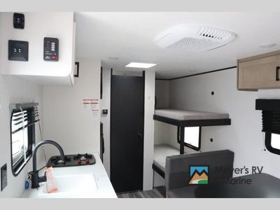 2026 Jayco Jay Flight SLX - Photo 7