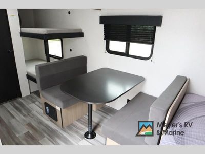 2026 Jayco Jay Flight SLX - Photo 9