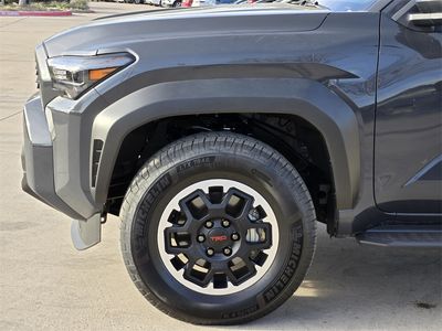 2025 Toyota 4Runner - Photo 6