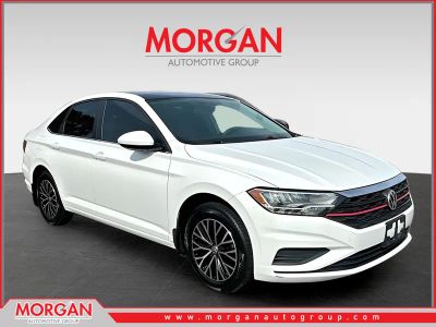 2020 Volkswagen Jetta 1.4T SE in White — front three-quarter view