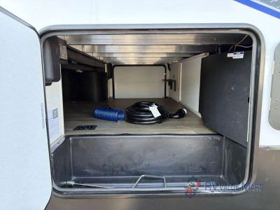 2027 Forest River RV Vengeance Rogue Armored — photo 15 view