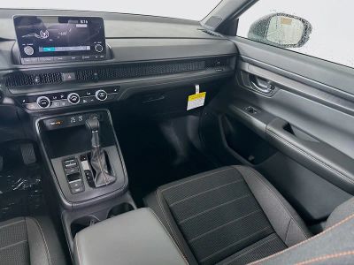 2025 Honda CR-V Hybrid — photo 17 view