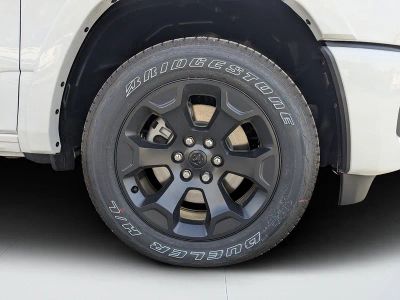 2026 Ram 1500 — photo 10 view