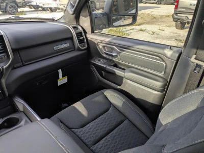 2026 Ram 1500 — photo 17 view