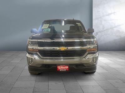 2018 Chevrolet Silverado 1500 - Photo 2