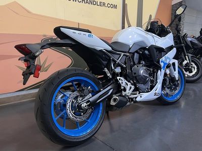 2026 Suzuki GSX-8R - Photo 3