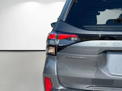 2026 Subaru Forester — photo 10 view
