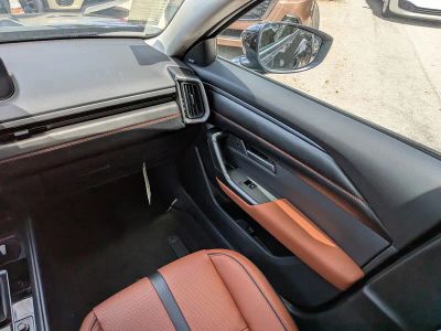 2026 Mazda CX-50 — photo 17 view