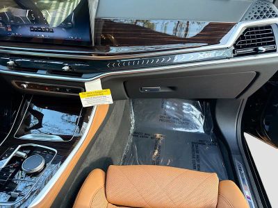 2026 BMW X5 — photo 18 view
