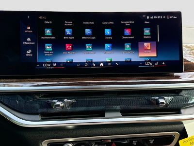 2026 BMW X5 — photo 30 view
