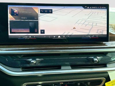 2026 BMW X5 — photo 33 view