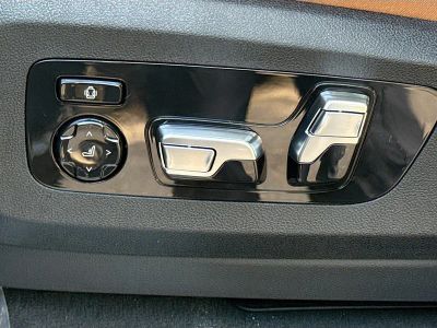 2026 BMW X5 — photo 25 view