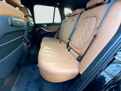 2026 BMW X5 — photo 21 view