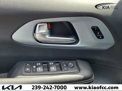2026 Chrysler Pacifica — photo 25 view