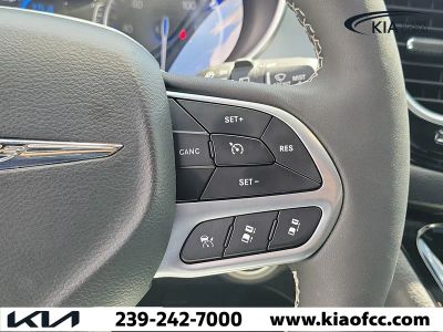 2026 Chrysler Pacifica — photo 27 view