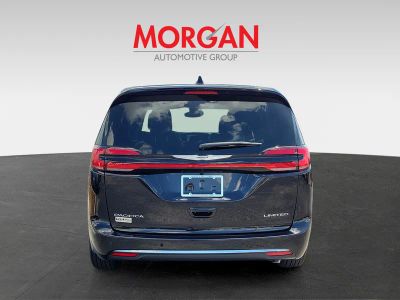 2026 Chrysler Pacifica — detail view