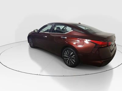 2024 Nissan Altima — detail view