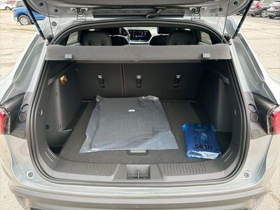 2026 Chevrolet Trax — photo 11 view