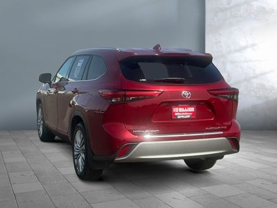 2023 Toyota Highlander — interior view