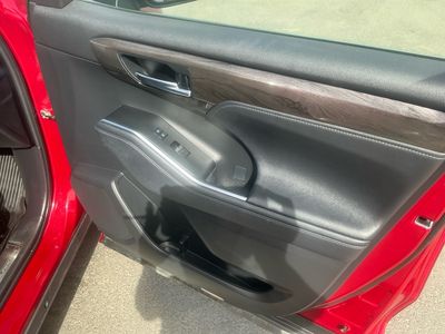 2023 Toyota Highlander — photo 21 view