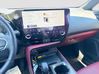 2024 Lexus NX — photo 27 view