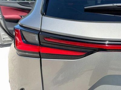 2024 Lexus NX — photo 10 view