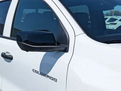 2026 Chevrolet Colorado — photo 10 view
