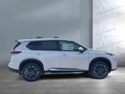 2026 Nissan Rogue — photo 7 view