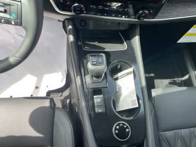 2026 Nissan Rogue — photo 14 view