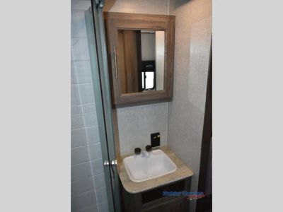 2022 CrossRoads RV Zinger - Photo 17