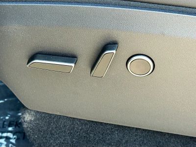 2025 Tesla Model Y — photo 25 view