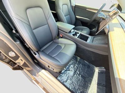 2025 Tesla Model Y — photo 15 view