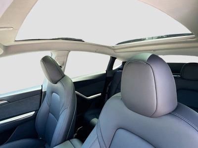 2025 Tesla Model Y — photo 27 view