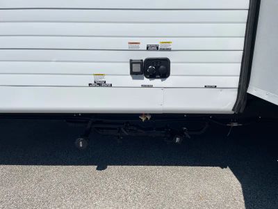 2026 Forest River Wildwood X-Lite — photo 8 view