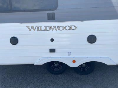 2026 Forest River Wildwood X-Lite — photo 7 view
