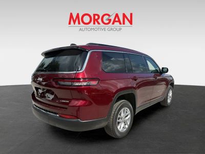 2025 Jeep Grand Cherokee L — engine compartment view