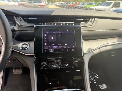 2025 Jeep Grand Cherokee L — photo 20 view